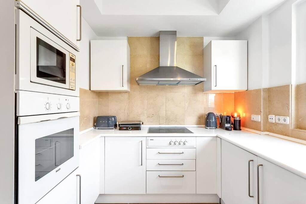 Yolo Spaces - Sotogrande Sea View Penthouse 산 로케 외부 사진