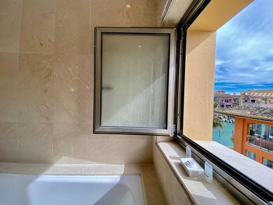 Yolo Spaces - Sotogrande Sea View Penthouse 산 로케 외부 사진