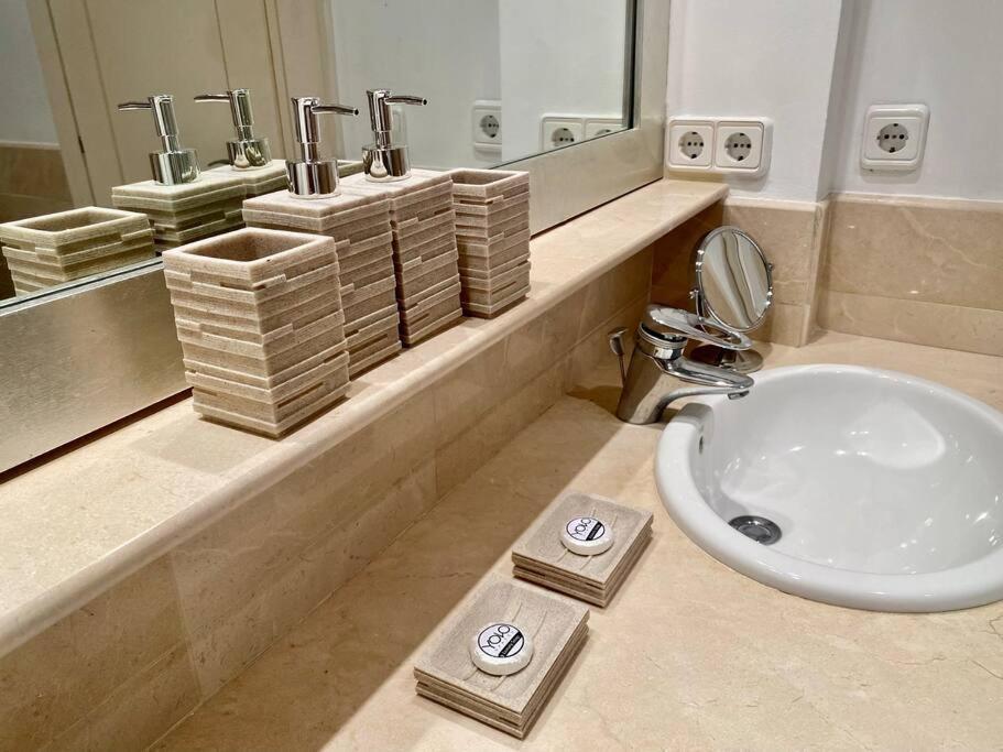 Yolo Spaces - Sotogrande Sea View Penthouse 산 로케 외부 사진
