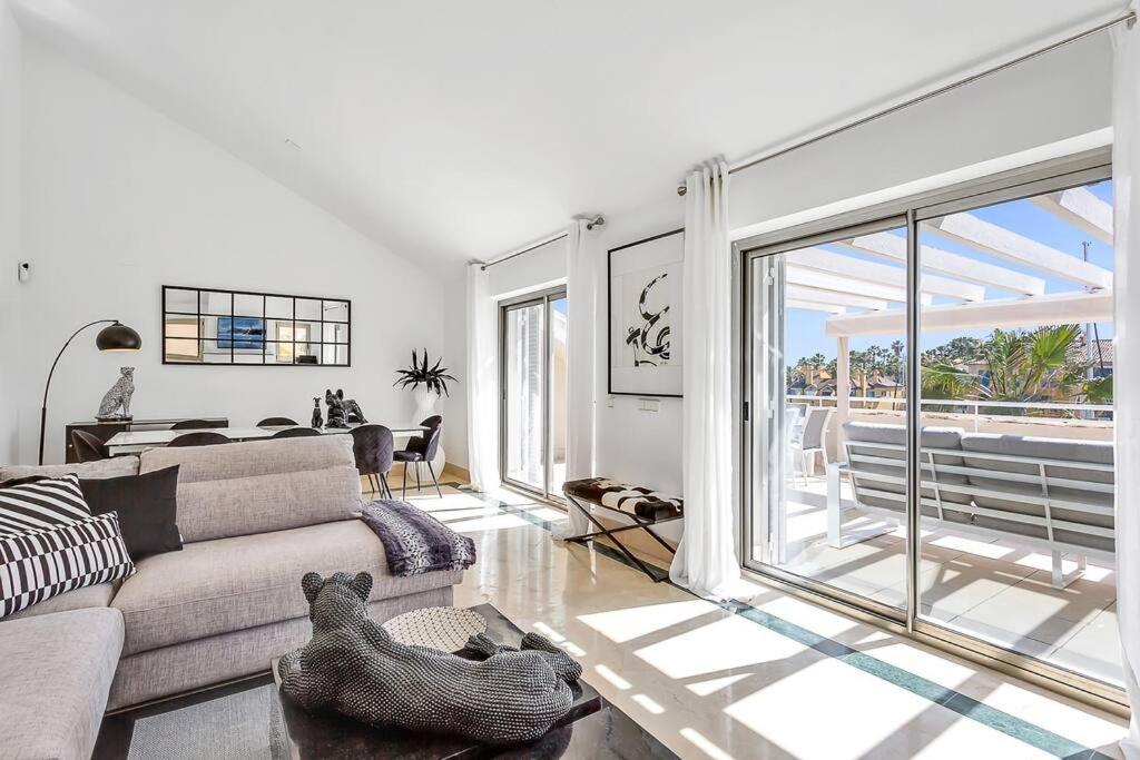 Yolo Spaces - Sotogrande Sea View Penthouse 산 로케 외부 사진